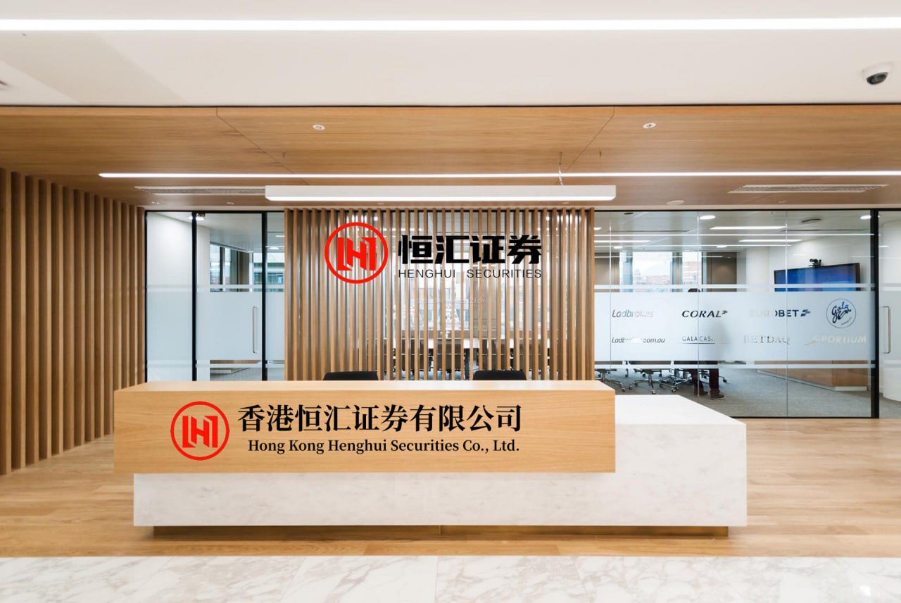 千宏财富 我们发现了一个很严重的问题, 王俊杰刚从美国回归中国男篮的时候, 表现非...